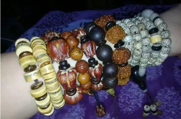 紫檀雕件,老紫檀雕可以用水清洗吗