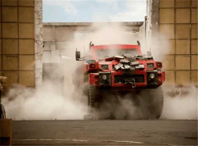 目前最受欢迎的一款越野车,唯一一款大型硬派越野车