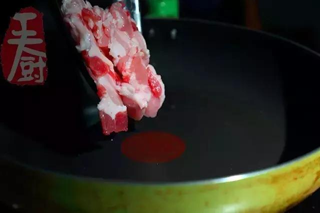 肉香笋鲜的春笋炒五花肉,鲜笋炒五花肉的图片