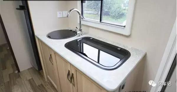 瑞莱克斯拖挂房车配置表,江苏瑞莱克斯拖挂房车