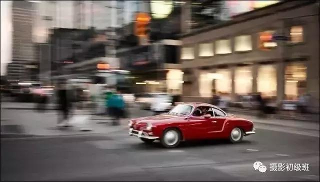 专业摄影师快速设置参数,快门调慢摄影师