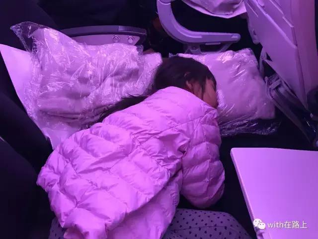 美联航是哪个国家的航空公司,美联航有什么机型