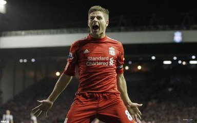 心中的足坛第一人,足坛十大硬汉柔情一面