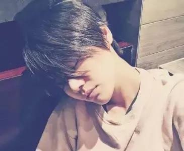 一济南姑娘,自从换了这个发型,前男友就约她吃饭了!