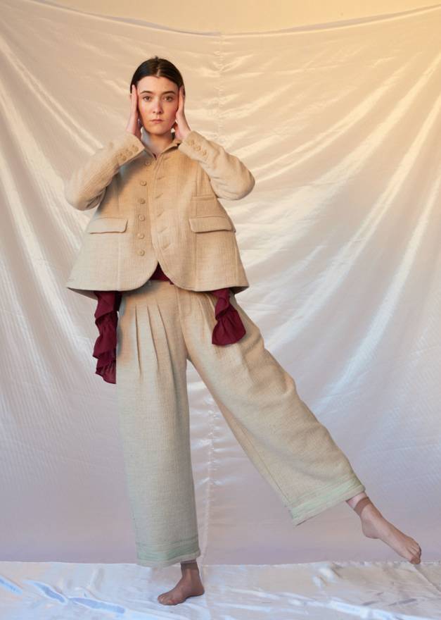 二姨谈时尚｜RenliSu：伦敦升起中国星，米色绿色蓝色