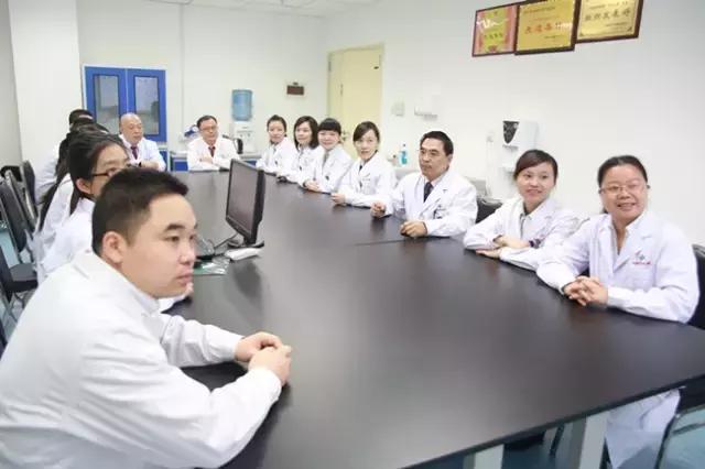 做胃镜怀疑癌变医生让做ct,做胃镜检查疑似肿瘤