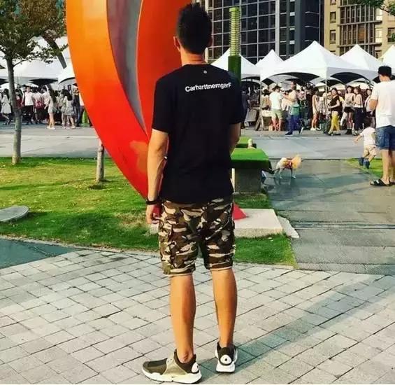 有袜套的鞋怎么搭配,适合搭白袜套的鞋