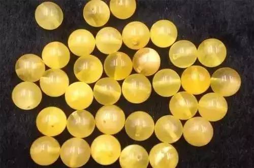 烤色蜜蜡和老蜜蜡的鉴别,老蜜蜡的鉴别方法和图片