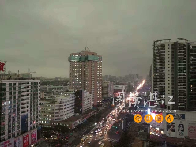 湛江下大暴雨,湛江主城区暴雨