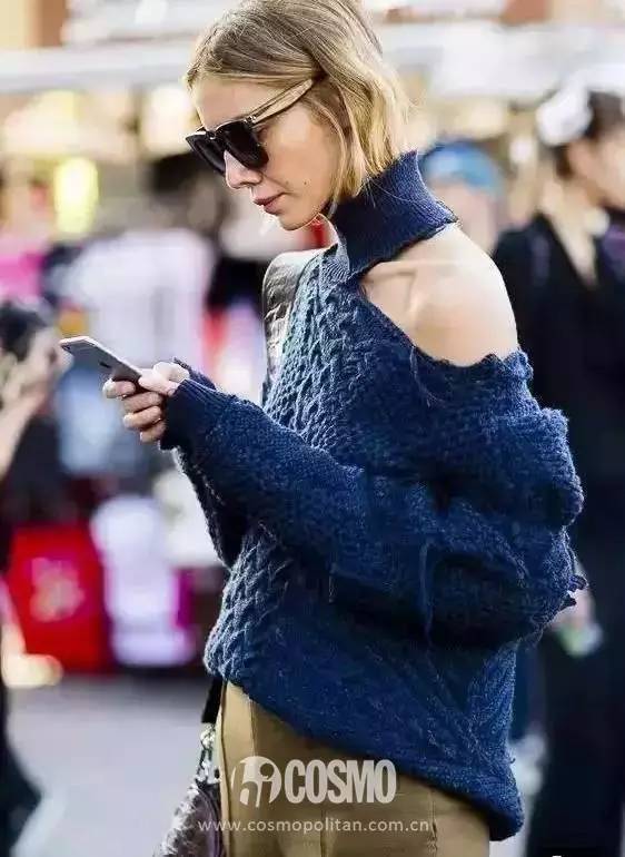 时髦破衣服,今年最流行的破洞上衣