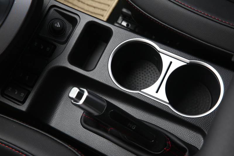 2017款哈弗h6红标2.0t智尚版评测,哈弗h62017款红标1.5t精英型油耗