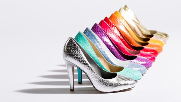 运动鞋不是必须的用英语怎么说,sports运动鞋用英语怎么说