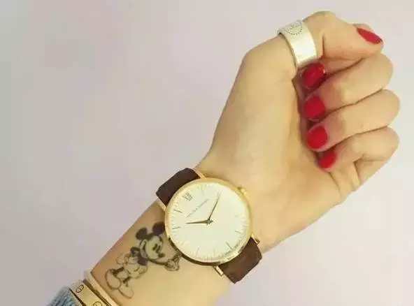 100-300元左右小众石英情侣手表,适合年轻女性佩戴的小众手表