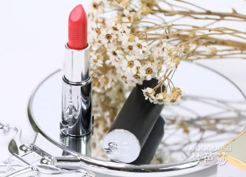 圣诞节送女友什么礼物比较好,圣诞节送女友什么比较好