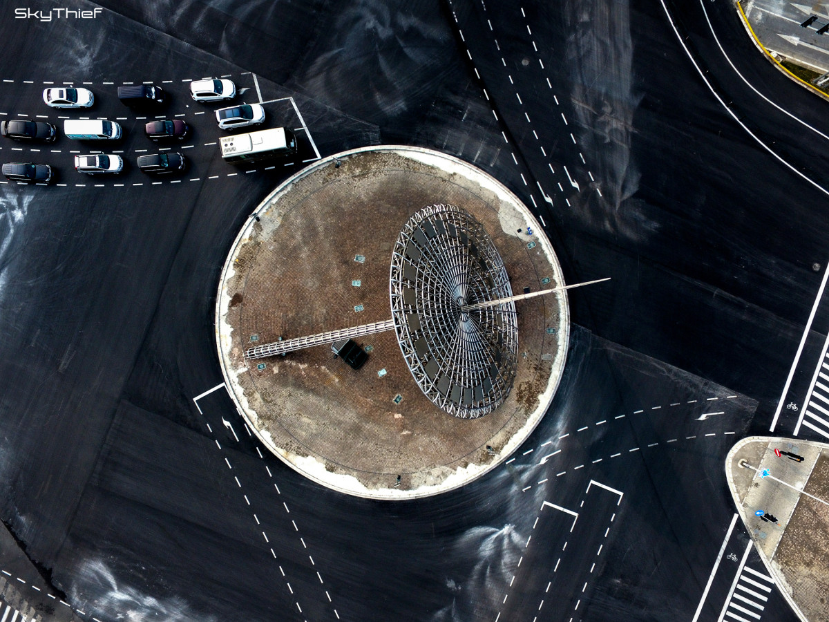 经典的上海十大建筑,上海标志性建筑大圆球