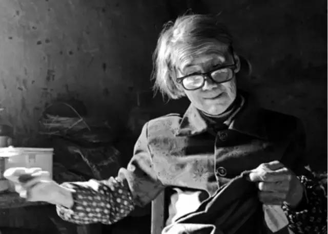 针线缝不完的爱