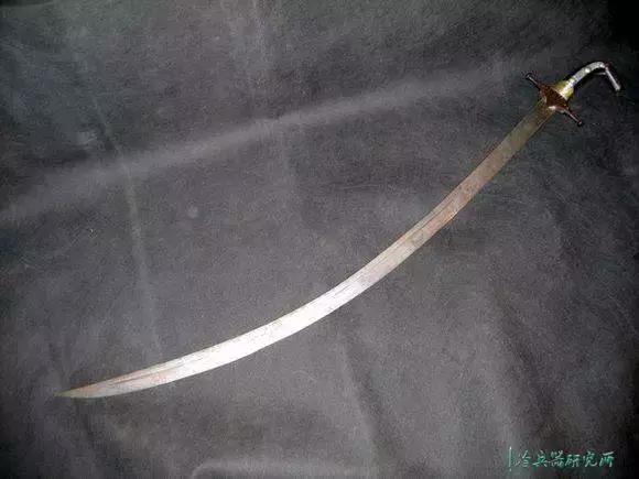 比日本刀长的刀,明代铁大刀