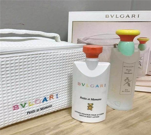 林心如晒女儿,林心如女儿礼物价格表