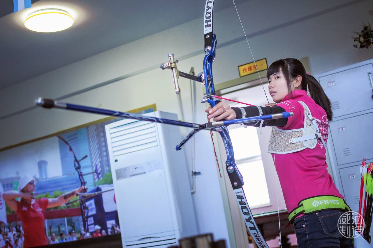 或许你也喜欢射箭？连续射击一个小时，腰不酸腿不疼！