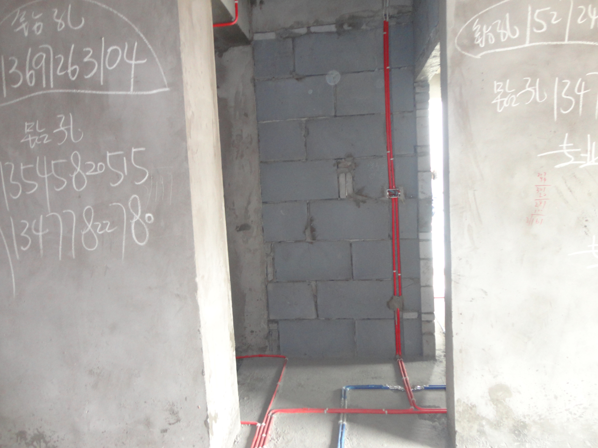 工地直击全方位了解家装施工,直击水电施工现场