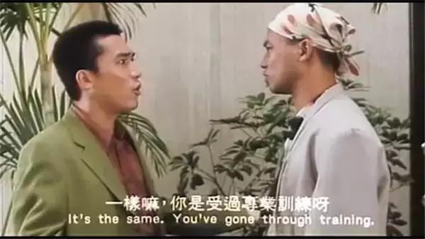 周润发同学，演了一辈子黑老大，向华强不敢惹他，爱妻爱家好男人