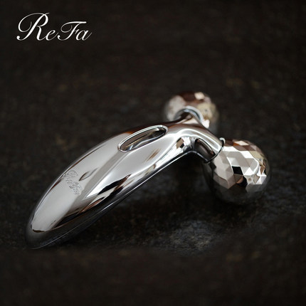 最开始拿着这个往脸上震的时候，我内心是拒绝的！