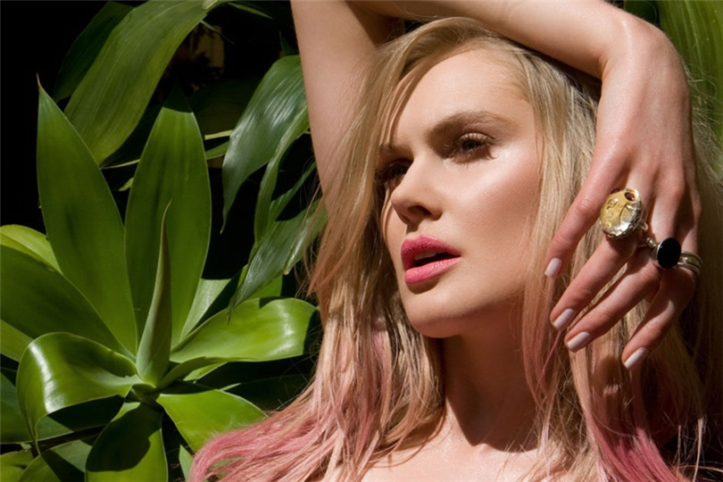 夏天晒黑的皮肤怎样才能快速变白,皮肤晒黑了怎么变白小妙招