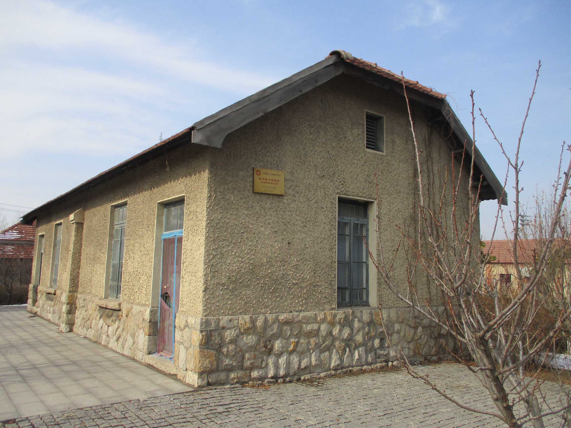 坊茨小镇游览,坊茨小镇游览攻略