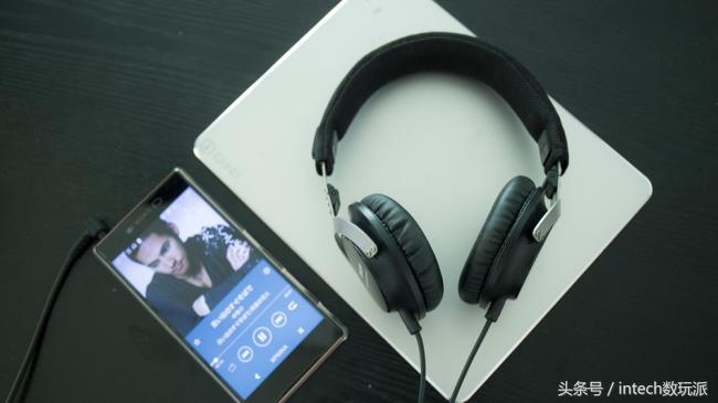 dj监听头戴式耳机500元,飞利浦shs4701耳机