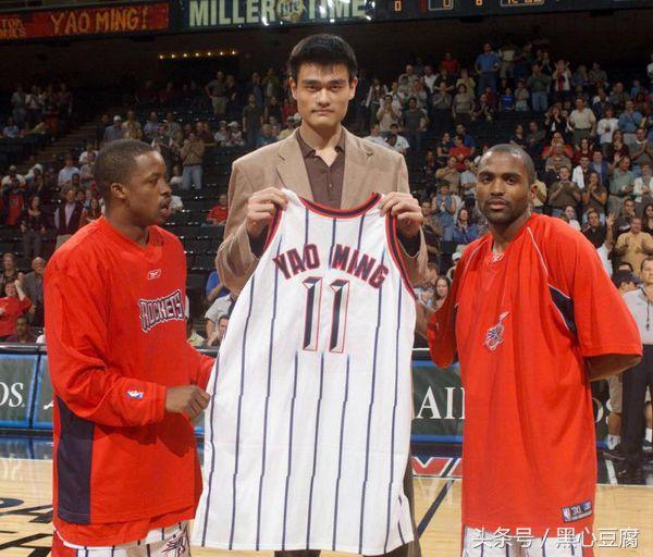 姚明最感人一战,姚明奥尼尔感人时刻