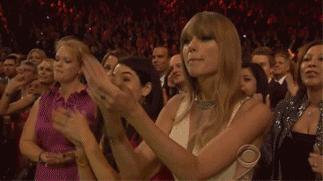 流量小花机场,流量小花们礼服