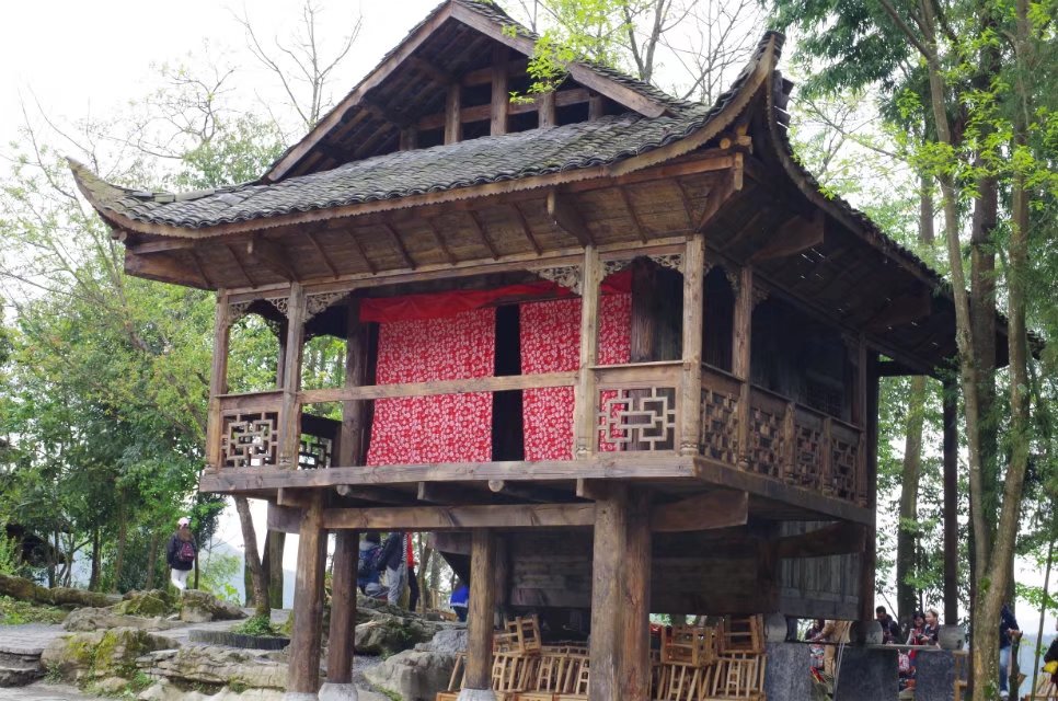 跟着爸爸去露营古镇,跟着爸爸去体验生活