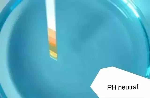 刚买的围巾怎么洗,丝巾买回来怎么洗