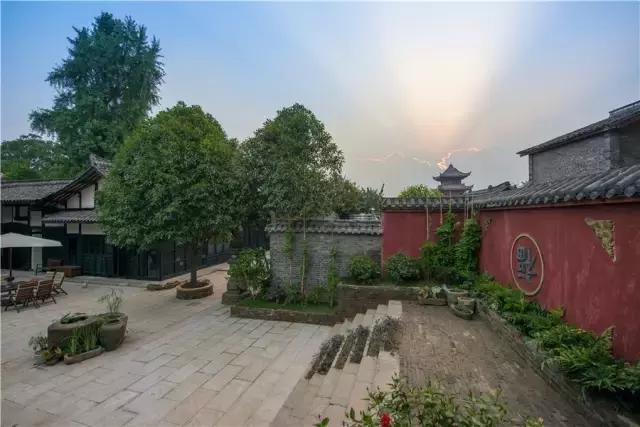 成都周边适合一家人度假民宿,成都出发两日游住民宿