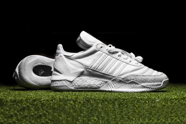 adidas推出的神秘新鞋,全球500双的球鞋
