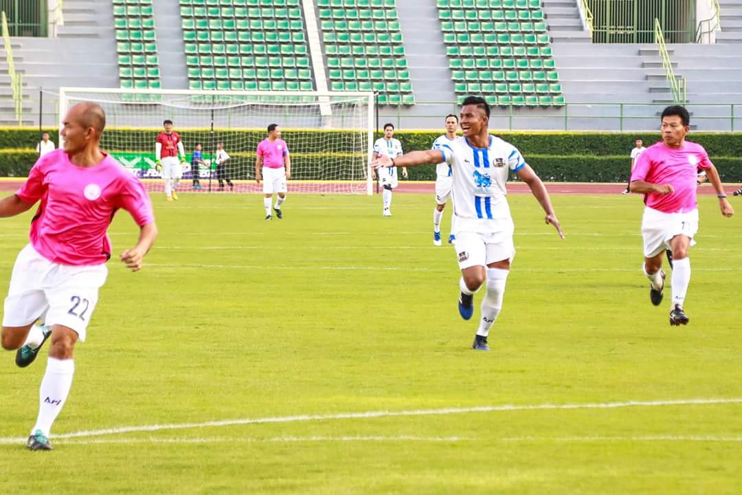 泰国播求vs一龙,泰拳一龙播求