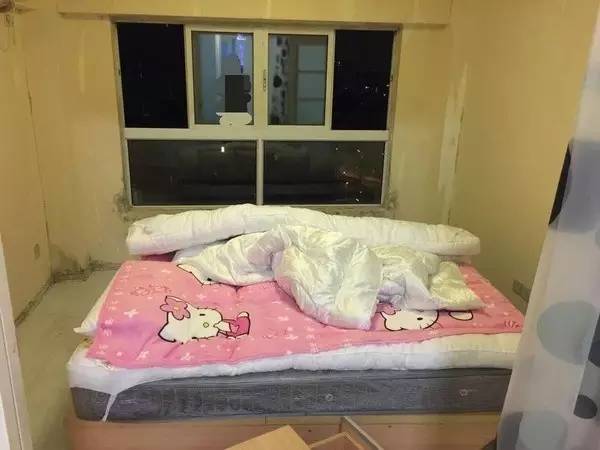 花5000改造ins风出租屋,上海一个改造出租屋loft的女孩