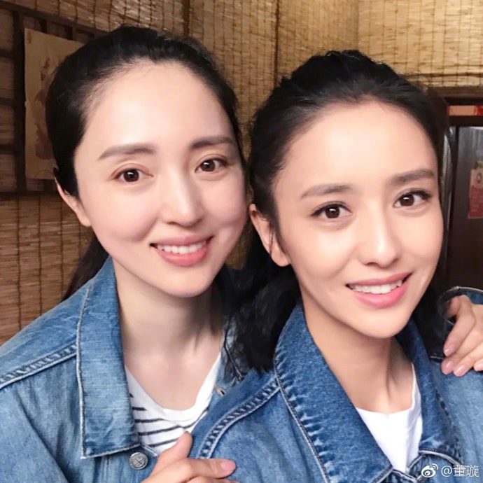 佟丽娅和董璇合照穿的小香风,佟丽娅和董璇撞衫