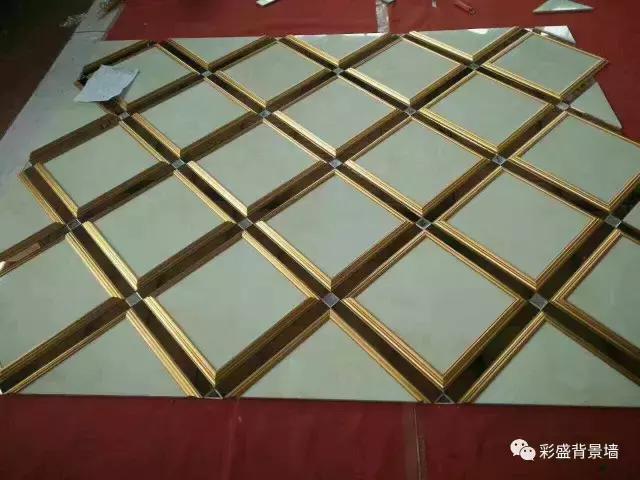 窗户纸镀膜玻璃的优缺点,镀膜玻璃与普通玻璃哪个在室外