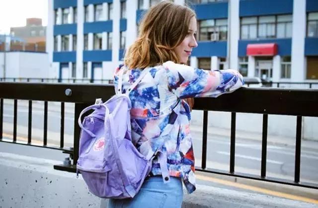 江疏影包包使用视频,宋茜baby宋佳江疏影刘雯