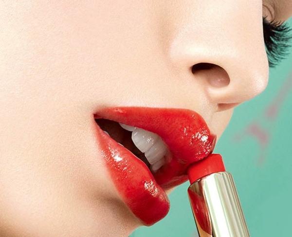 高CP值获推荐！2017春夏最火的就是这5大开架式唇膏啦！