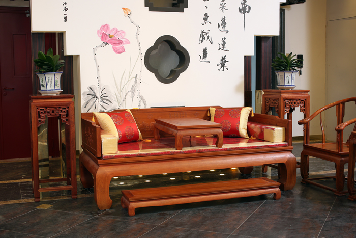 大果紫檀俗称叫什么,红木大果紫檀哪里的比较好