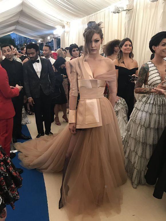 时尚界奥斯卡造型,今年的时尚界年度奥斯卡