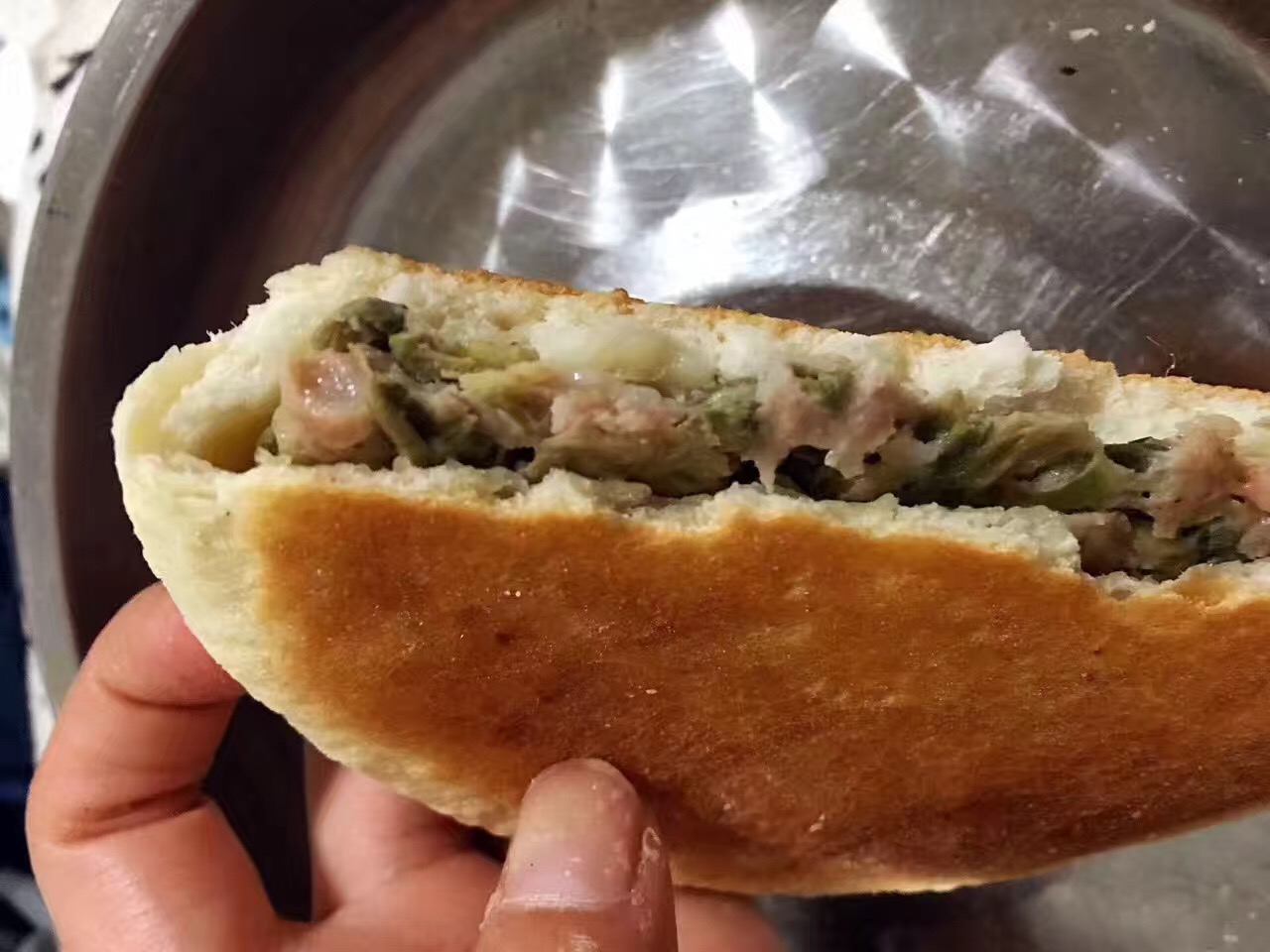 槐花怎么蒸着吃,槐花能吃吗可以做成什么吃