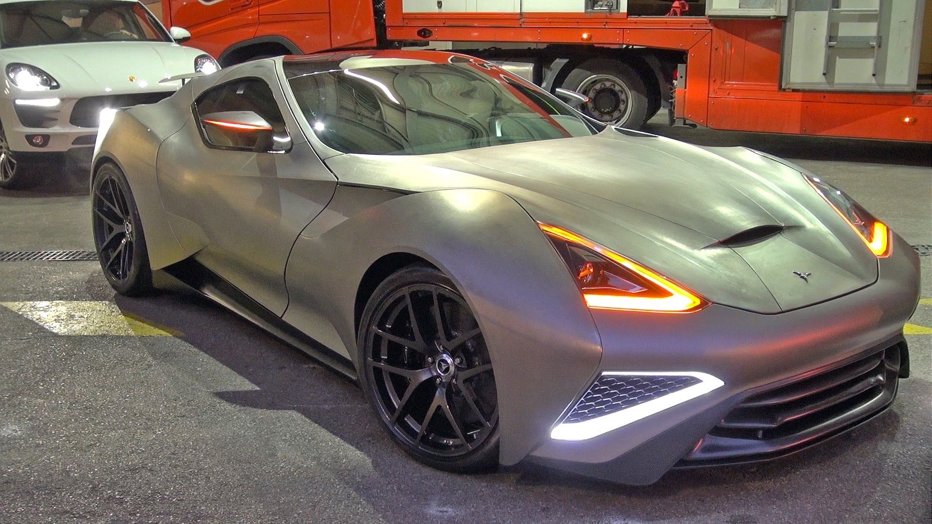 有了这辆超跑，你就能在熊安新区买6栋别墅了，还是带院子的！