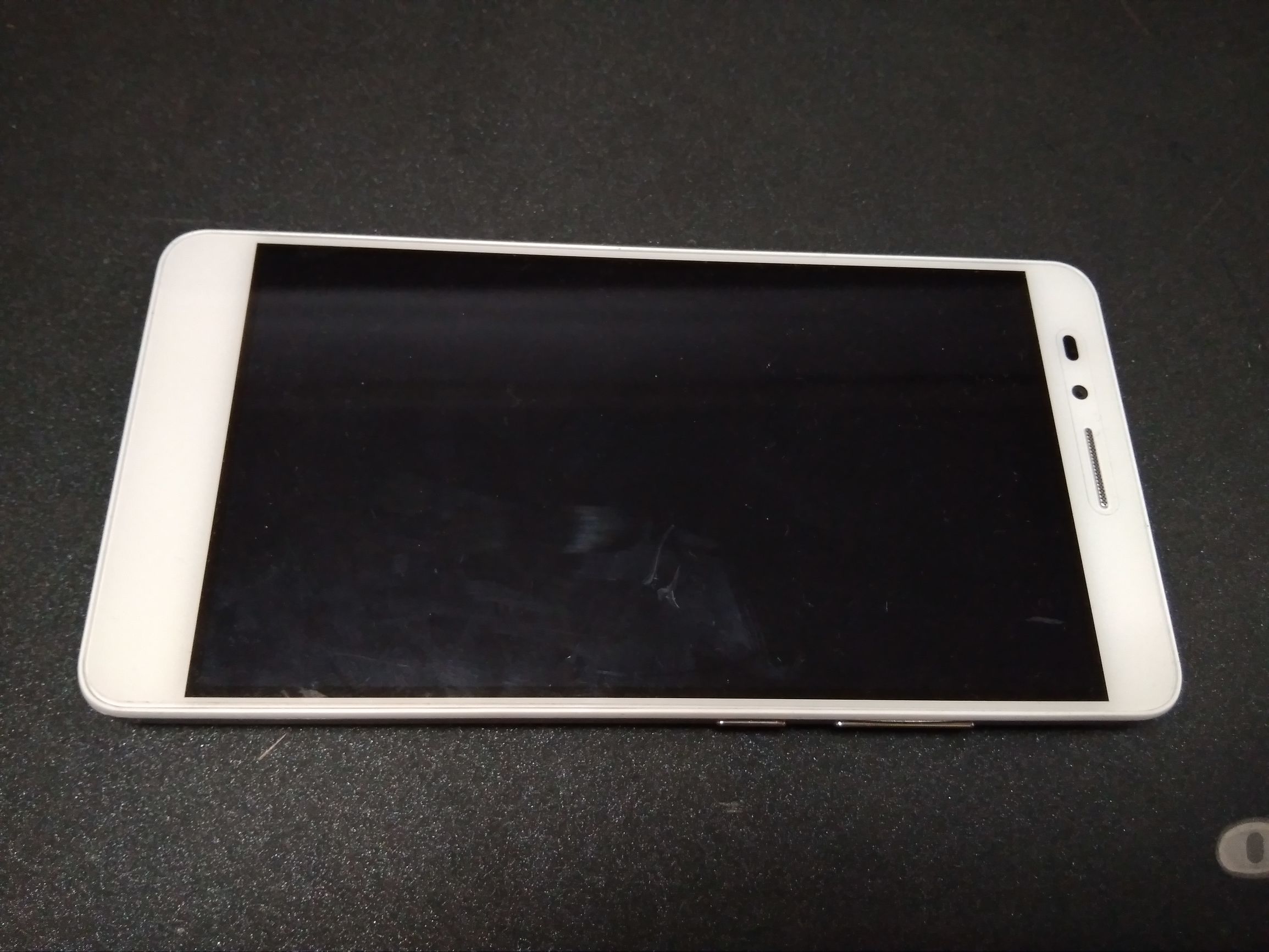 荣耀5x畅玩吃鸡,荣耀5x值得入手吗