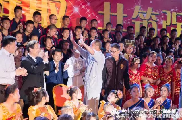 5.1年会十大爆笑节目,5.12晚会表演的节目