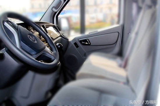 客车玩漂移,福田图雅诺s试驾视频