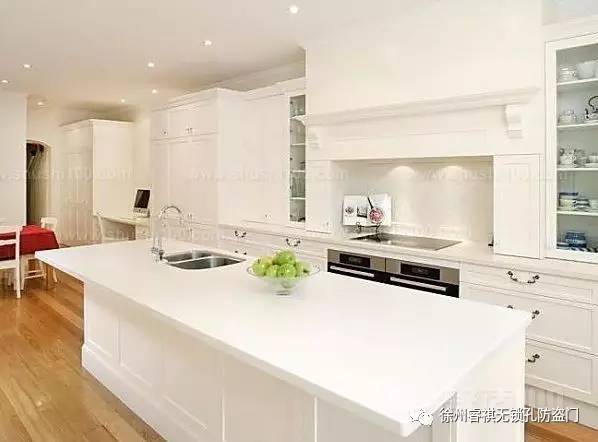 如何让家具保持光亮？睿祺智能防盗门