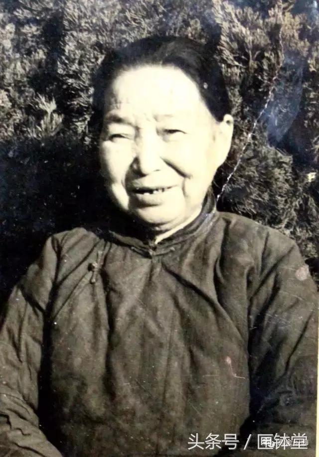 晒晒我家老照片难忘的青春记忆,晒晒我家小二层